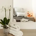 Stylish 2bdr Unit In Sliema! Near Valletta Ferry!