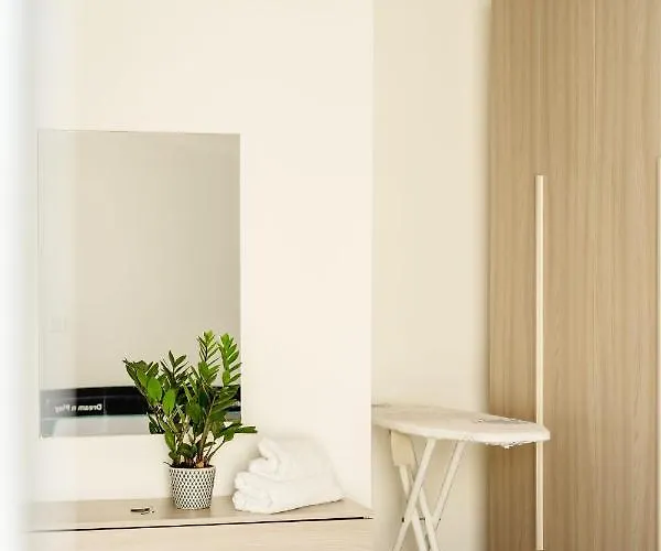 Apartamento Stylish 2bdr Unit In Sliema! Near Valletta Ferry! Sliema