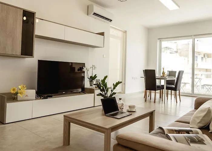 Stylish 2bdr Unit In Sliema! Near Valletta Ferry! Apartamento *