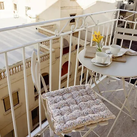Stylish 2bdr Unit In Sliema! Near Valletta Ferry! * スリーマ