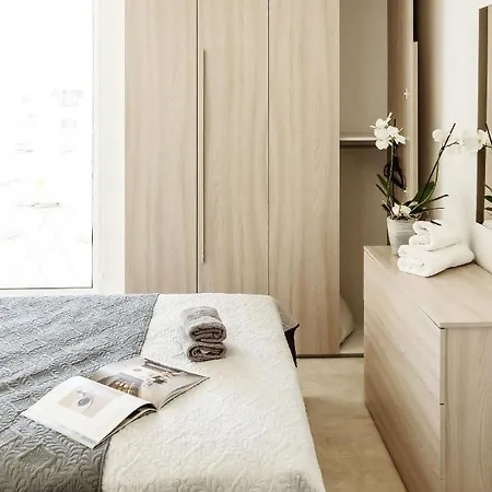 Stylish 2bdr Unit In Sliema! Near Valletta Ferry! スリーマ