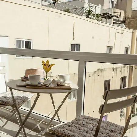 Stylish 2bdr Unit In Sliema! Near Valletta Ferry! * スリーマ